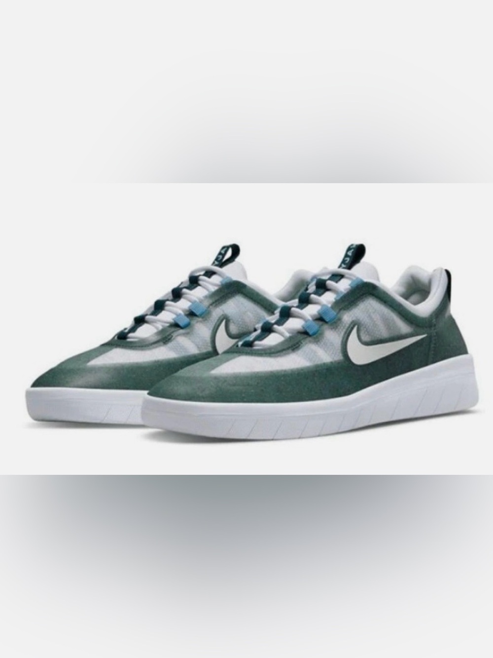 Nike SB Nyjah Free 2 PRM unisex Men 10/women 11.5 blue, green, & white sneakers